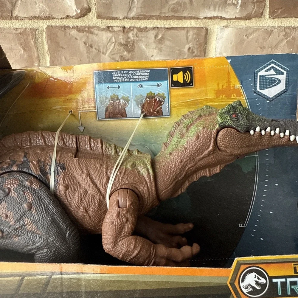 Jurassic World Irritator Dinosaur Dino Trackers Wild Roar Sound Head Moves New